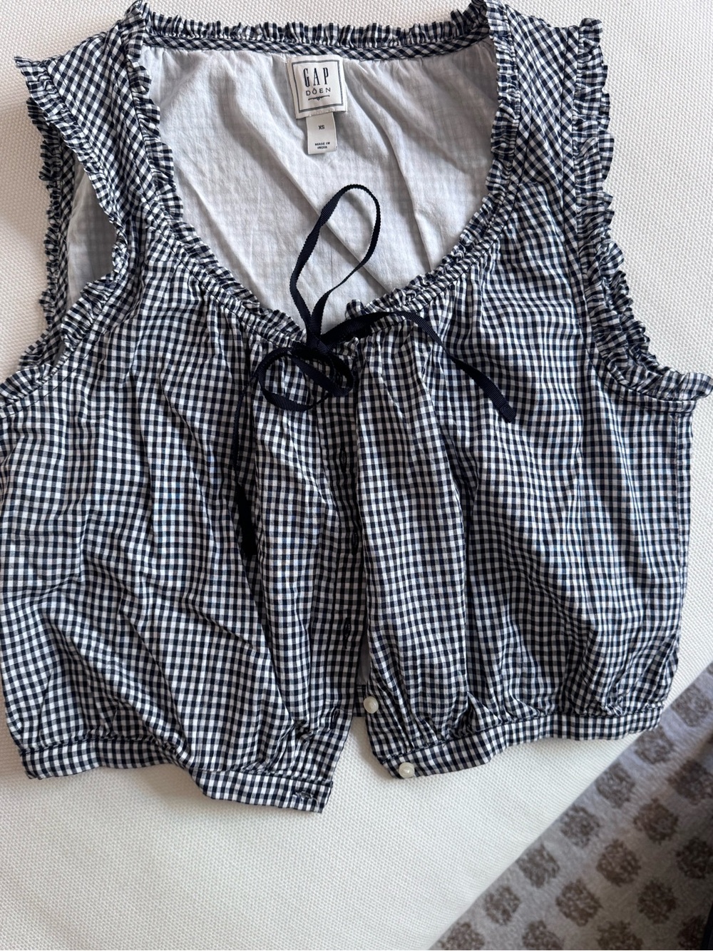 GAP Black & White Gingham Tie-Front Camisole